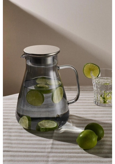 Morponi Borosilikat Cam Metal Kapaklı Lüks Sürahi 1900 Ml Füme