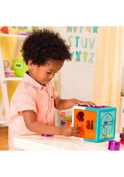 Battat Şekil Eşleştirme Küpü - Shape Sorter Cube