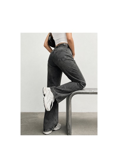 Kene Jeans Kar Siyah Arka Cep Nakışlı Kemer Tokalı Boru Paça Pantolon Jeans Siyah