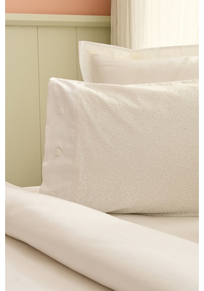 Karaca Home Rivora Nish Set Çift Kişilik Pike Takımı Beyaz