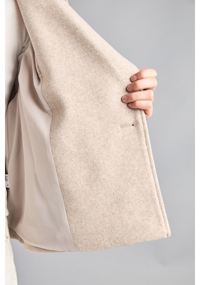 Defacto Regular Fit Kruvaze Kısa Kaşe Kaban H2368ax26aubg501 Bej-bg501