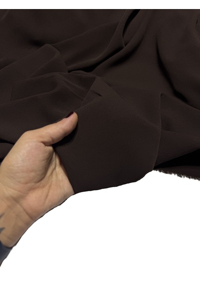 Dökümlü Likralı Kumlu Krep Kumaş 150 Cm En Kırışmaya Dayanıklı, Elbise Ve Giyimlik Kumaş Kahverengi