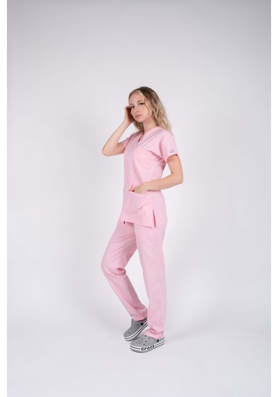 Pembe Likralı Kadın Hemşire Ve Doktor Forması Takımı Scrubs Hastane Üniforması