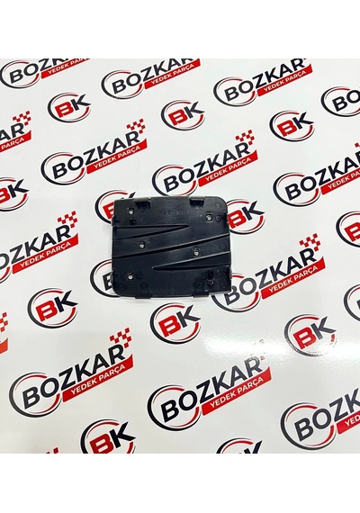 Seat Leon 2017-2020 Ön Panjur Arması 5fo853679c