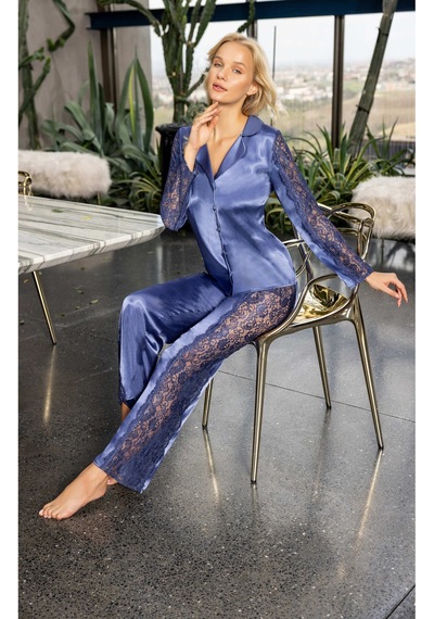 Kadın Lacivert Dantel Detaylı Düğmeli Saten Pijama Takımı Zarif Ve Modern 2 Li Set