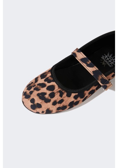 DeFacto Kız Çocuk Leopar Desenli Slip On Düz Taban Babet E7807A825SMKR1 Çok Renkli