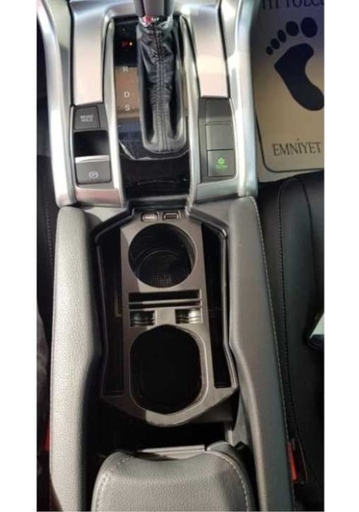 Honda Cıvıc Fc5 2016-2021 Usb Portlu Orta Konsol Kutusu Sıyah (516459323)