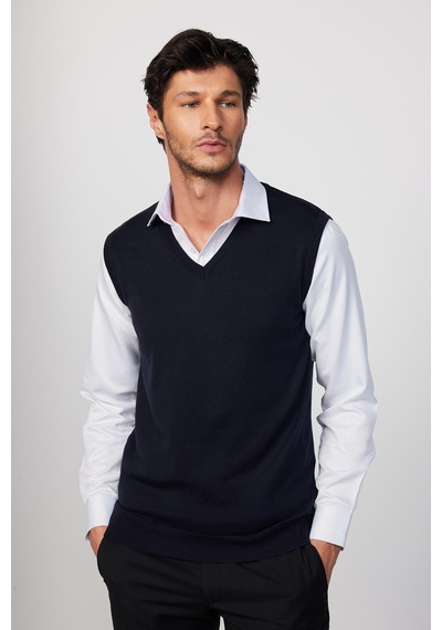 Tudors Slim Fit Dar Kesim V Yaka Kendinden Desenli Lacivert Erkek Süveter-29999 Lacivert Tudors Slim Fit Dar Kesim V Yaka Kendinden Desenli Lacivert Erkek Süveter-29999 Lacivert