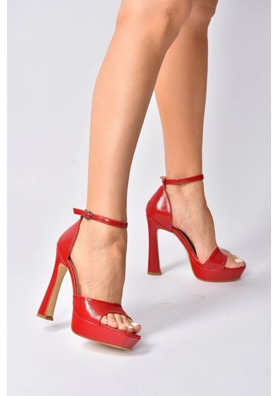 Fox Shoes Kırmızı Rugan Platform Kalın Topuklu Kadın Ayakkabı K404580108 Kırmızı