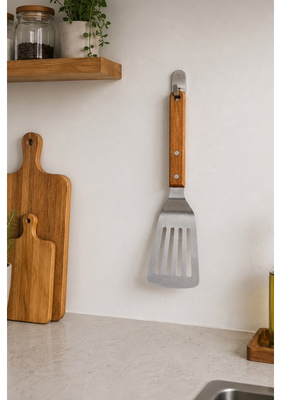 Japon Spatulası Bıçaklı Ve Delikli - Profesyonel 304 Kalite - Teppanyaki Stil Spatula - Ahşap Akasya Saplı - Hem Dekoratif Hem Pratik Çelik