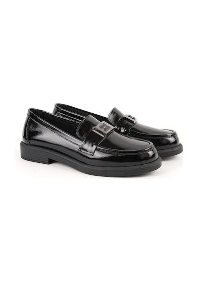 Libero Kadın Loafer Günlük Hakiki Deri Parlak Rugan Metal Toka Detaylı Maskülen Esnek Kauçuk Taban L061.528 Siyah Libero Kadın Loafer Günlük Hakiki Deri Parlak Rugan Metal Toka Detaylı Maskülen Esnek Kauçuk Taban L061.528 Siyah