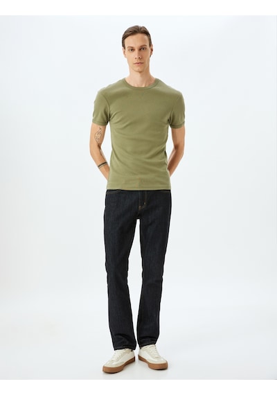 Koton Kısa Kollu Bisiklet Yaka Pamuklu Slim Fit Tişört Khakı 5sam10047hk Haki Koton Kısa Kollu Bisiklet Yaka Pamuklu Slim Fit Tişört Khakı 5sam10047hk Haki