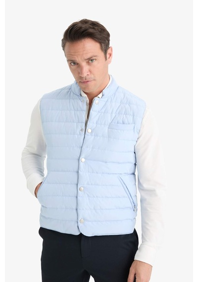 DeFacto Slim Fit Dar Kesim Çıtçıt Kapamalı Kaz Tüyü Yelek E6420AX25SPBE196