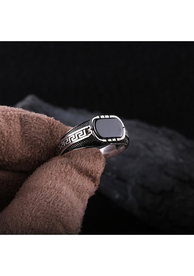 925 Ayar Gümüş Grek İşlemeli Oniks Taşlı Erkek Yüzük Silver