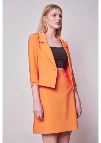 Kadın Yakalı Kapri Kollu Kolu Yırtmaçlı Hafif Likralı Kumaş Kısa Blazer Ceket Etek Jument 100083 -mango Mango Kadın Yakalı Kapri Kollu Kolu Yırtmaçlı Hafif Likralı Kumaş Kısa Blazer Ceket Etek Jument 100083 -mango Mango