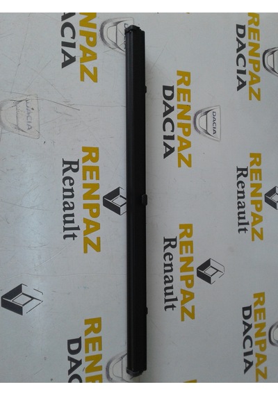 Renault Megane 2 Arka Cam Perdesi 7701057627