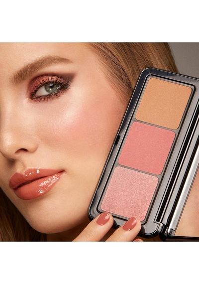 Multi Finish Trio Blush & Bronzlaştırıcı Palet 01 Yüz Paleti, 1 Bronzlaştırıcı Ve 2 Allık Mat Ve Metalik Kaplama Çok Renkli 49856478 Multi Finish Trio Blush & Bronzlaştırıcı Palet 01 Yüz Paleti, 1 Bronzlaştırıcı Ve 2 Allık Mat Ve Metalik Kaplama Çok Renkli 49856478