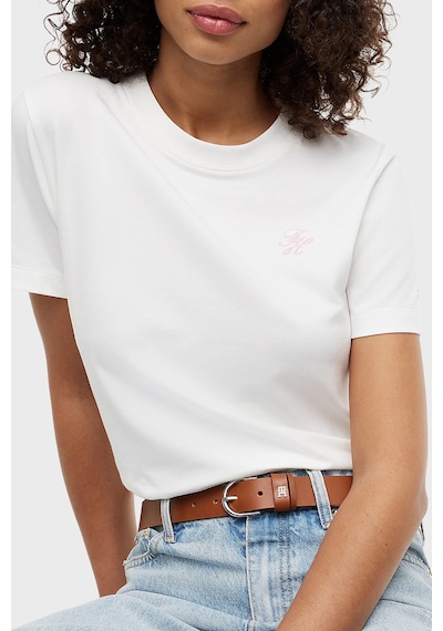 Tommy Hilfiger Logolu Regular Fit Bisiklet Yaka T Shirt Kadın T Shirt Ww0ww49941 Ybl Beyaz Tommy Hilfiger Logolu Regular Fit Bisiklet Yaka T Shirt Kadın T Shirt Ww0ww49941 Ybl Beyaz
