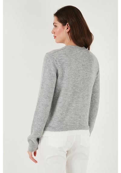 Lela Premium Tül Çiçek Detaylı Regular Fit Bisiklet Yaka Düğmeli Triko Bayan Hırka 680Hi002421 Gri
