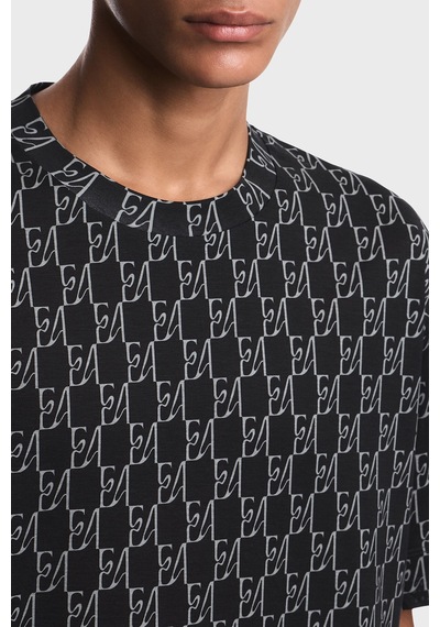 Emporio Armani Tamamı Logolu Bisiklet Yaka T Shirt Erkek T Shirt Em006812 Af10017 Fb562 Lacivert Emporio Armani Tamamı Logolu Bisiklet Yaka T Shirt Erkek T Shirt Em006812 Af10017 Fb562 Lacivert
