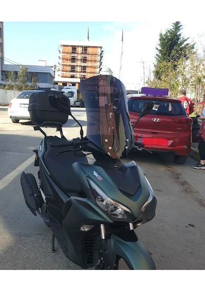 Motocam Küba Arome 125 Ön Cam 2023-2026 Model 54cm Siyah Renkli