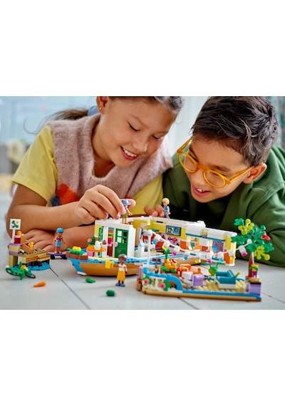 LEGO® Friends 41702 Kanal Tekne Evi 737 Parça