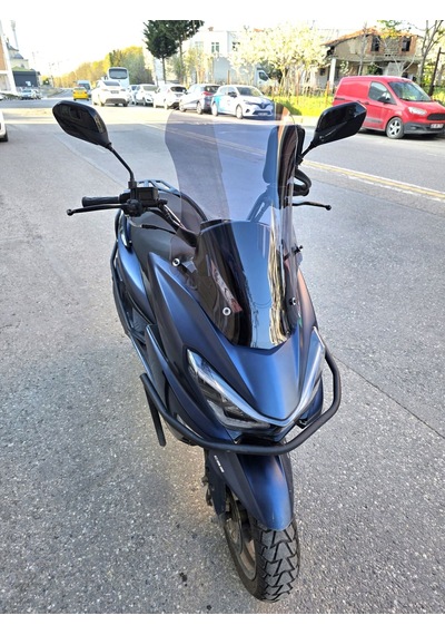 Motocam Küba Newlight 50 Pro Ön Cam 2023-2026 Model 58cm Füme Renkli 4mm  Boylu