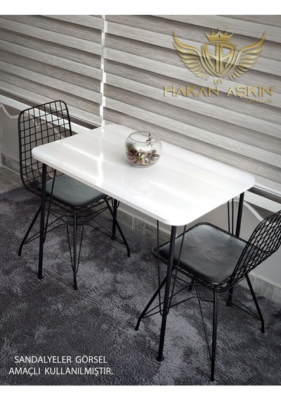 By Hakan Aşkın Siyah Metal Ayaklı 60x90 Cm Tek Masa Parlak Beyaz Eclipse 2024 Mutfak - Balkon - Çalışma Masası By Hakan Aşkın Siyah Metal Ayaklı 60x90 Cm Tek Masa Parlak Beyaz Eclipse 2024 Mutfak - Balkon - Çalışma Masası