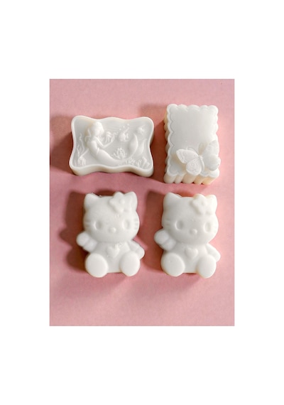 Beyaz Çocuk Sabun 4 Adet Hello Kitty, Deniz Kızı, Kelebek Temizlik Alışkanlığına Destek, Dekoratif Diğer