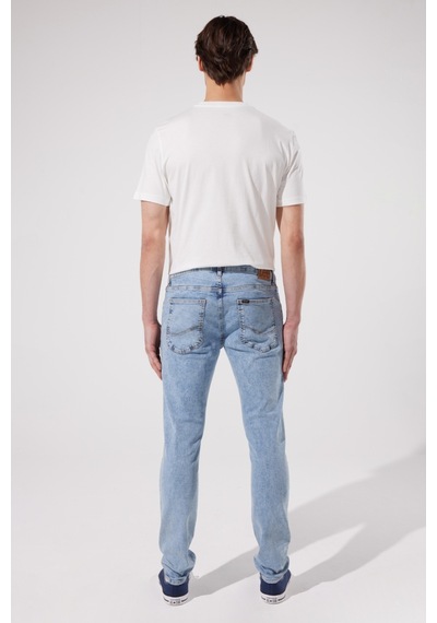 Lee Luke Slim Fit Dar Kesim Normal Bel Açık Mavi Esnek Jean Kot Pantolon L719PXC11 Mavi