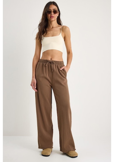 Kadın Beli Lastikli Paça Detaylı Palazzo Kalıp Pamuk Gabardin Yazlık Pantolon 60283323 - Kahve Kadın Beli Lastikli Paça Detaylı Palazzo Kalıp Pamuk Gabardin Yazlık Pantolon 60283323 - Kahve