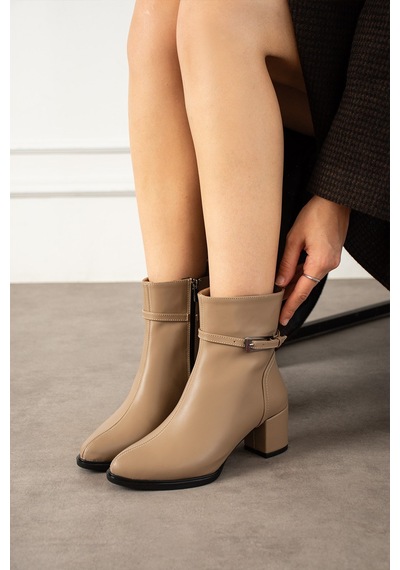 Dabab Shoes Astraya Kadın Bej Tokalı Topuklu Kısa Konç Şık Kışlık Bot Bootie