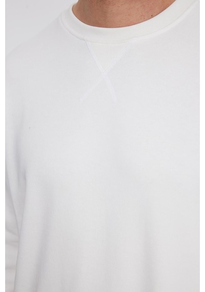 Tudors Unisex Relax Fit Rahat Kesim %100 Pamuk 3 İplik Basic Beyaz Bisiklet Yaka Sweatshirt-26563 Tudors Unisex Relax Fit Rahat Kesim %100 Pamuk 3 İplik Basic Beyaz Bisiklet Yaka Sweatshirt-26563