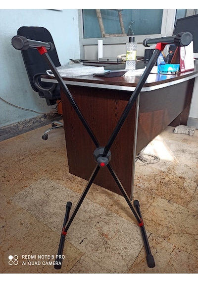 Tekli Katlanır Yükseklik Ayarlı Org Sehpası