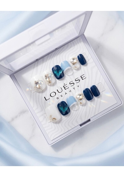 Louésse Blue Butterfly Chic Takma Tırnak 12 Li Lacivert Beyaz Taşlı Kelebek Nail