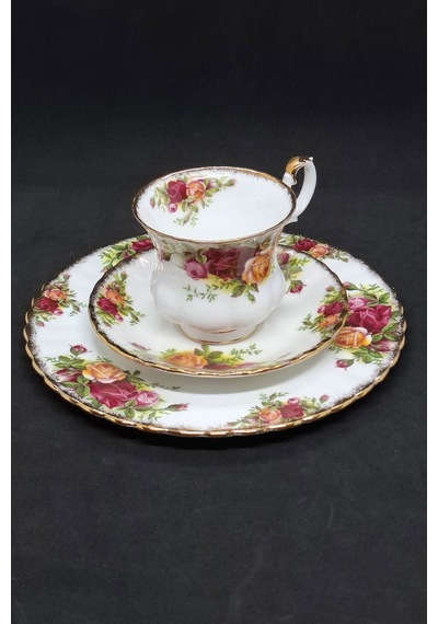 Old Country Roses England Antıque Bone China Double Size Trıo Coffee Cup & Saucer Kırmızı