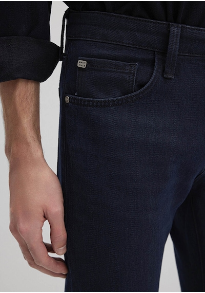 Mavi Kvnç Koyu Lacivert Erkek Jean Pantolon M001070-91239 Koyu Lacivert