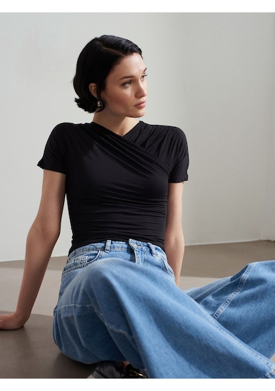 Dilvin 32659 Drapeli Kısa Kollu Top-siyah Bluz - 101a32659