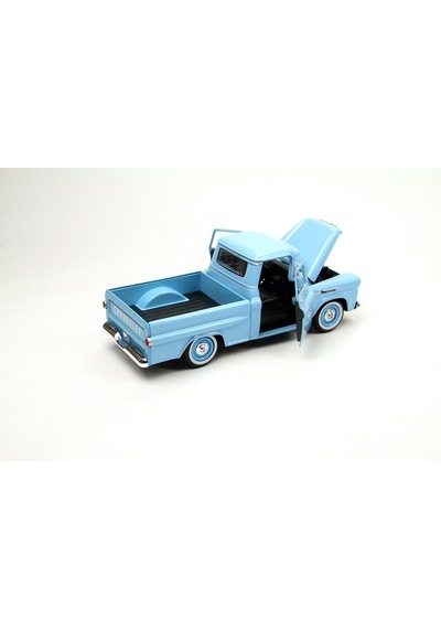 Motormax 1958 Chevy Apache Fleetside Pickup 1/24 Model Araba