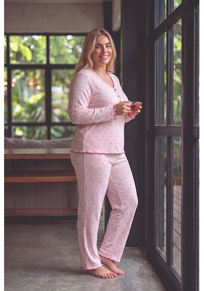 Seboteks Raporlu İnterlok Kumaş Yakası Düğmeli Kışlık Büyük Beden Kadın Pijama Takımı 2900 Pembe Seboteks Raporlu İnterlok Kumaş Yakası Düğmeli Kışlık Büyük Beden Kadın Pijama Takımı 2900 Pembe