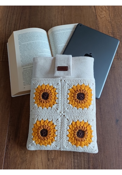 Aksesuarsepeti El Yapımı Ayçiçek Desenli Motifli Astarlı Cepli Kadın Tablet Çantası Kitap Çantası Organizer Çanta Krem