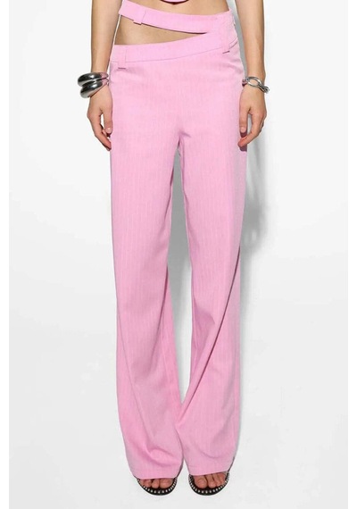 By Dyln Şık Pink Pinstripe Hendrix Pantolon - Mid Rise, Kesik Bel Detayı İle Rahat Fit Pembe By Dyln Şık Pink Pinstripe Hendrix Pantolon - Mid Rise, Kesik Bel Detayı İle Rahat Fit Pembe