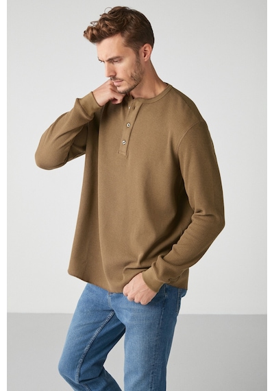 Grımelange Patrick Erkekm Triko Yakalı Waffle Özel Dokulu Kalın Kumaşlı Uzun Kol Haki T-shirt Grımelange Patrick Erkekm Triko Yakalı Waffle Özel Dokulu Kalın Kumaşlı Uzun Kol Haki T-shirt