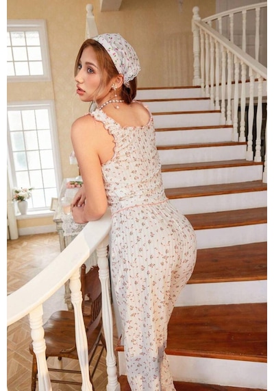 Bella Notte Vintage Pembe Fiyonklu Askılı Yazlık Pijama Takımı Ekru
