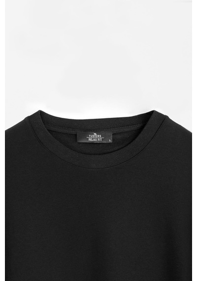 Tudors Unisex Relax Fit Rahat Kesim Yumuşak Dokulu Basic Bisiklet Yaka Siyah Tişört-30847-Siyah