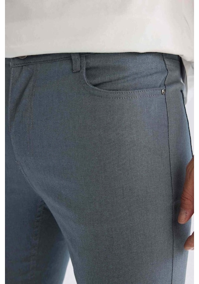 DeFacto Yazlık Chino Kanvas Pantolon Slim Fit Dar Kesim Cepli Dar Paça T1055AZ25SPNV71