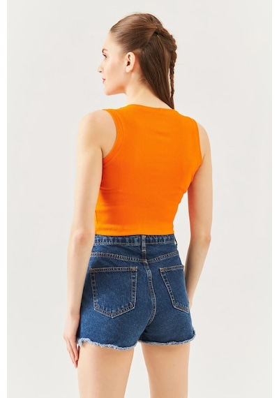 Butikgiz Kadın Sıfır Kol Bisiklet Yaka Vücuda Oturan %100 Pamuklu Kaşkorse Esnek Crop Bluz Turuncu