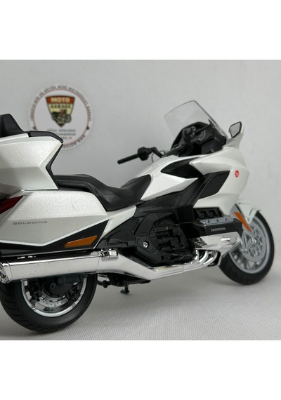 Honda Goldwing Maket - 1:12 Welly Beyaz Touring Serisi