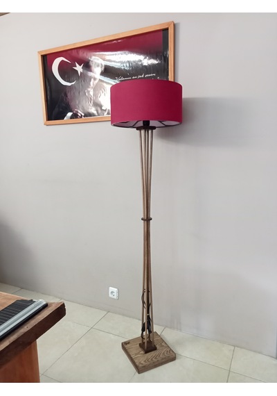 Ahşap Lambader Ve Köşe Lambası Bordo