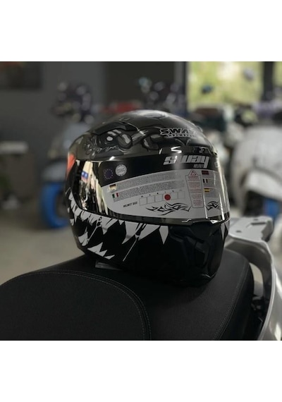 Sway 820 Full Face Aynalı Vizör Kapalı Motosiklet Kaskı M Beden Monster Model Gri - Kırmızı